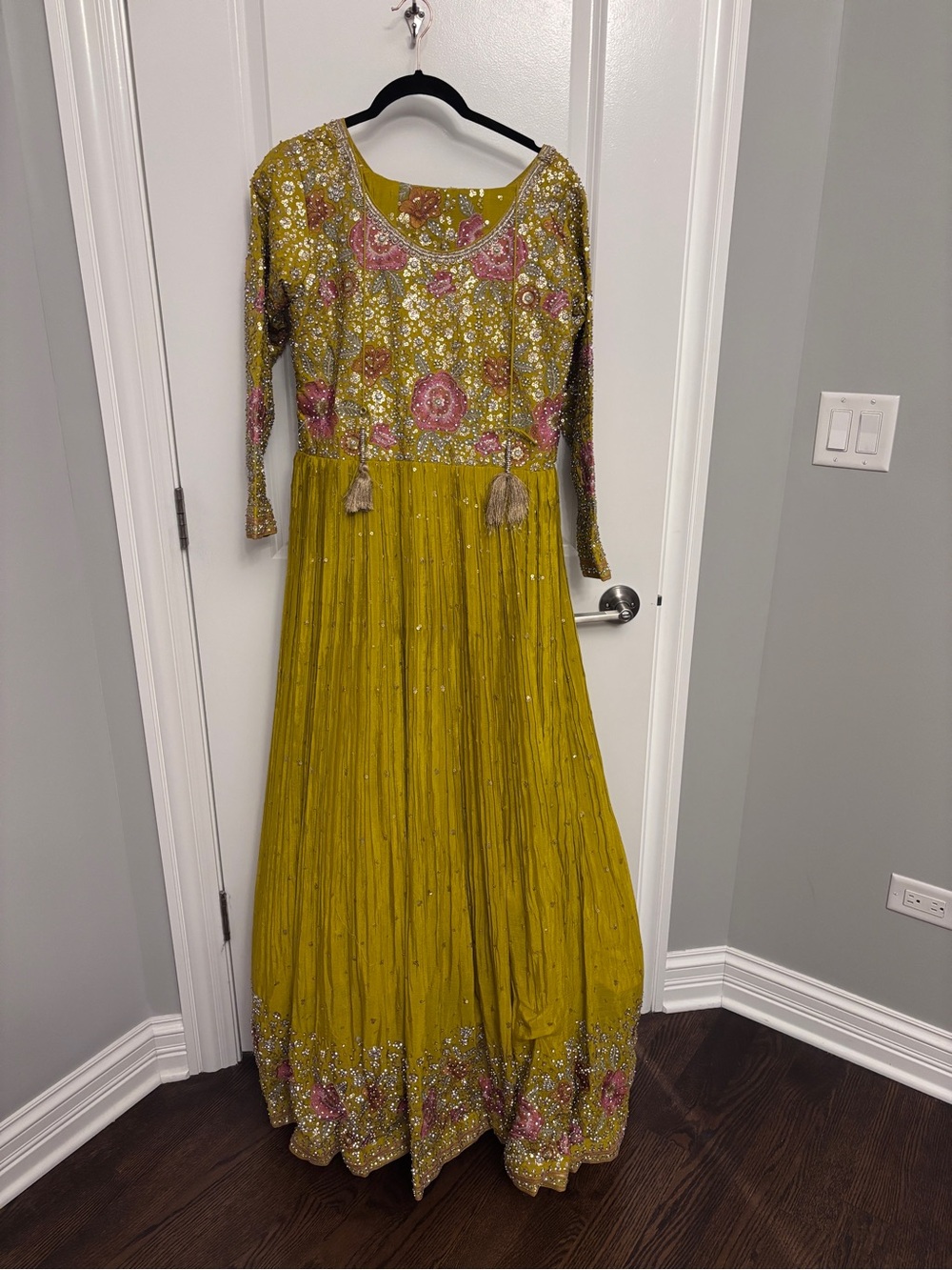 Pakistani Dress with Dupatta NEW